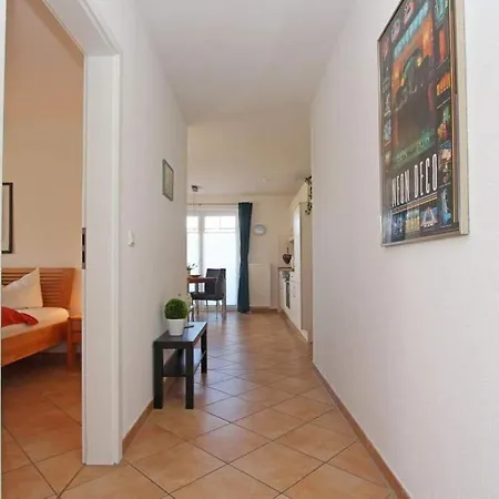 Apartment Haus Undine 01 *